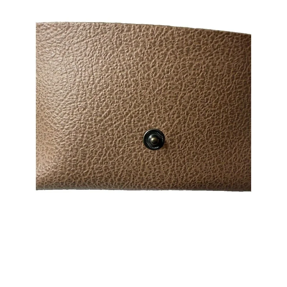 Ray-Ban features ray